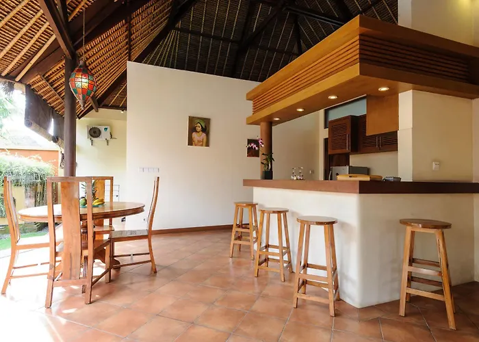 Alizee Villa *
